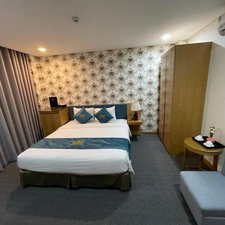 The Blue Airport Hotel Ho Chi Minh City Exterior photo